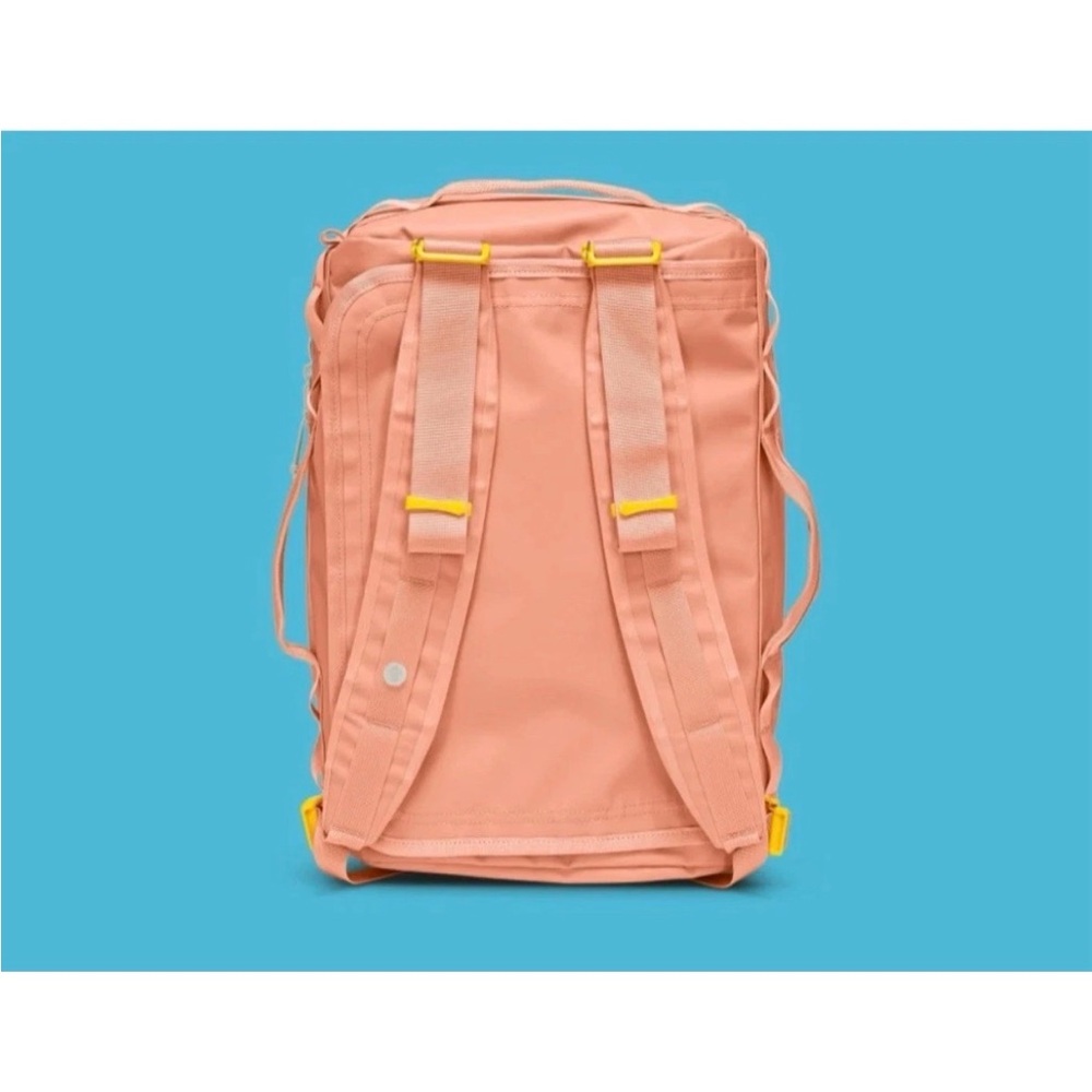 Baboon to the Moon Mini Go Bag 32L in Sunset Coral 🪸 NWOT